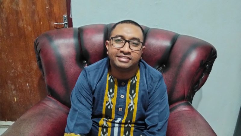 Foto : Penjabat Kepala Pemerintahan Negeri Hative Besar, J. Nuansa Sangadji
