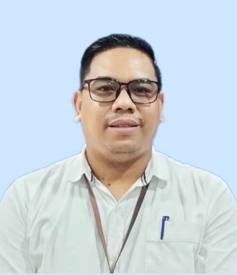 Kepala Bidang Pembinaan Ketenagaan (GTK) Dinas Pendidikan dan Kebudayaan Provinsi Maluku, Yuspi Tuarita, S.IP, M.Si