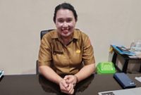 Pelaksana Tugas (PLT) Kepala Sekolah, Emelia M. Tuhumury, S.Pd,
