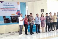 Foto : (Kiri)Koordinator Prodi & Ketua Panitia, Dr. Saul Ronald Jacob Saleky, SE., M.Si, Rovel Ayal dari OJK Maluku, Wakil Direktur II sekaligus Pelaksana Harian Direktur, Alexander Andaria Patty, S.T., M.T, dan Priscillia Soselissa dari BNI Ambon, Muhammad Faizan, Bank Indonesia Provinsi Maluku
