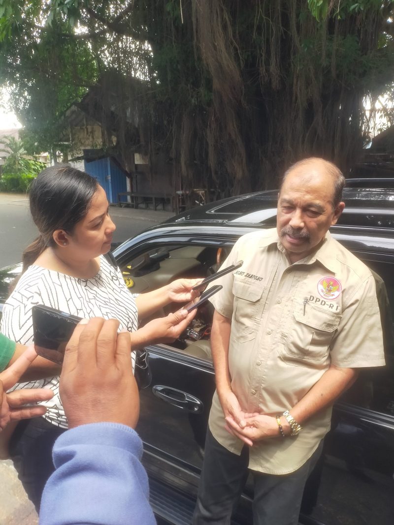 Anggota DPD RI - Nono Sampono 