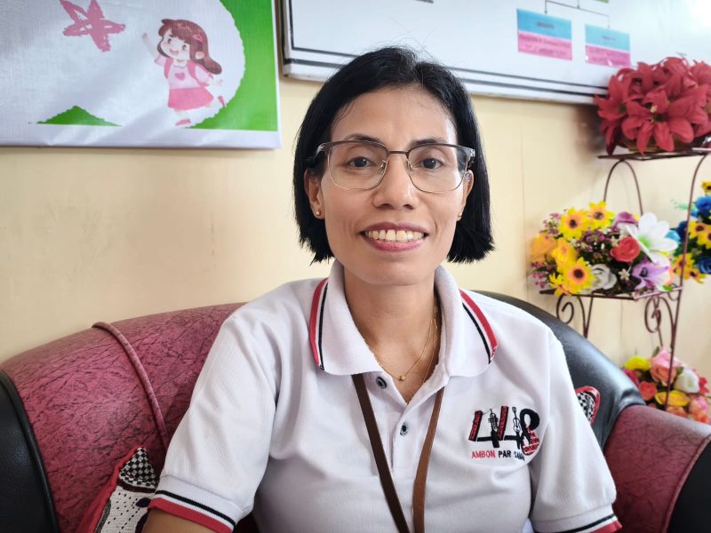 Kepala Sekolah SD Negeri 65 Ambon, Paskalina T. Talaud, S.Pd., M.Pd.,
